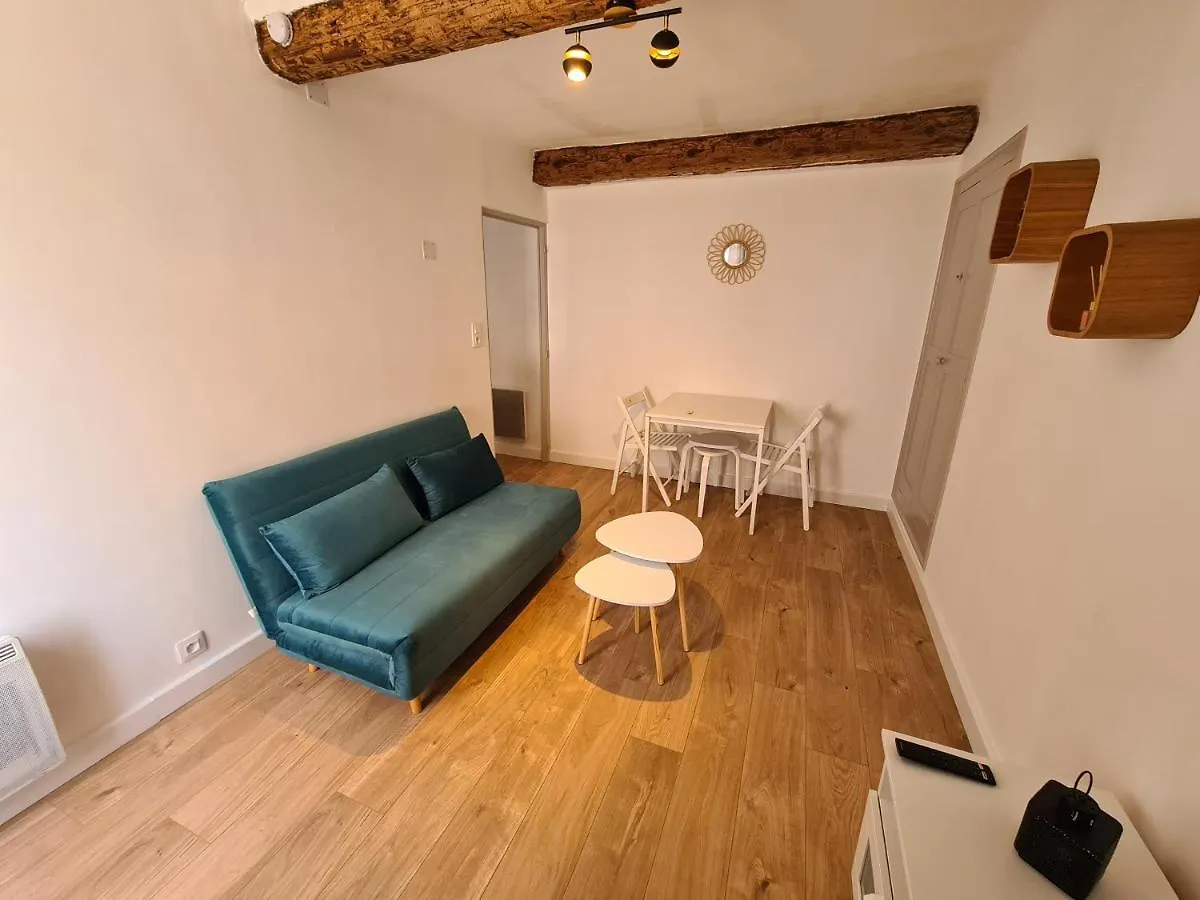 A La Gare ! T2 Hyeres Apartment