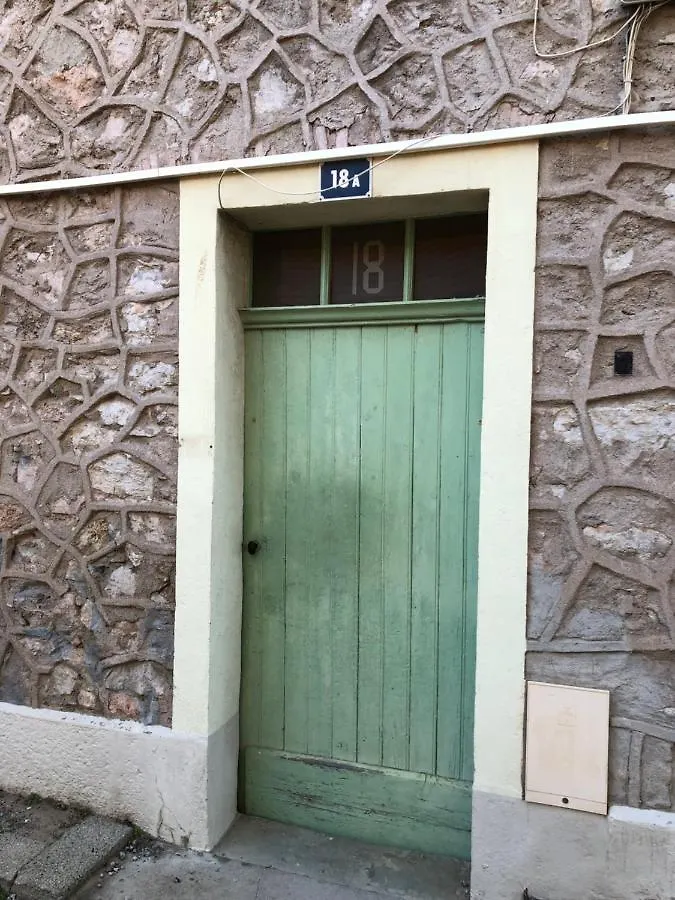 A La Gare ! T2 Hyeres Apartment