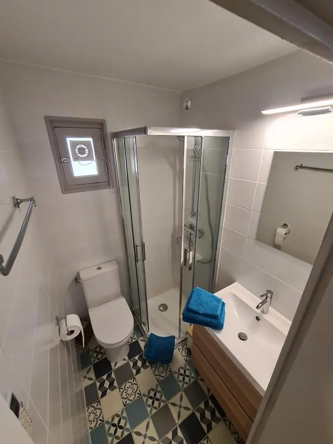 A La Gare ! T2 Hyeres Apartment