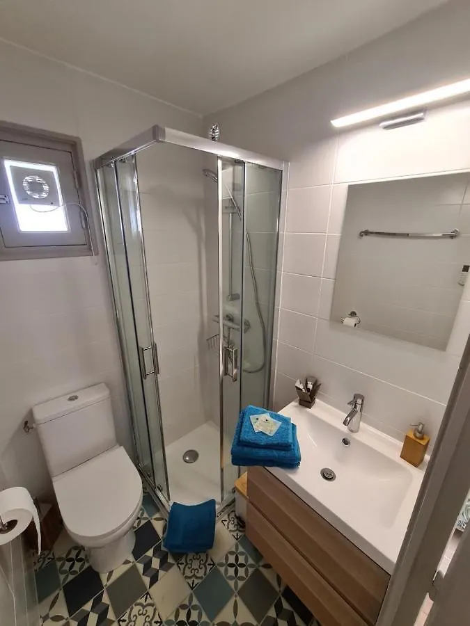 A La Gare ! T2 Hyeres Apartment